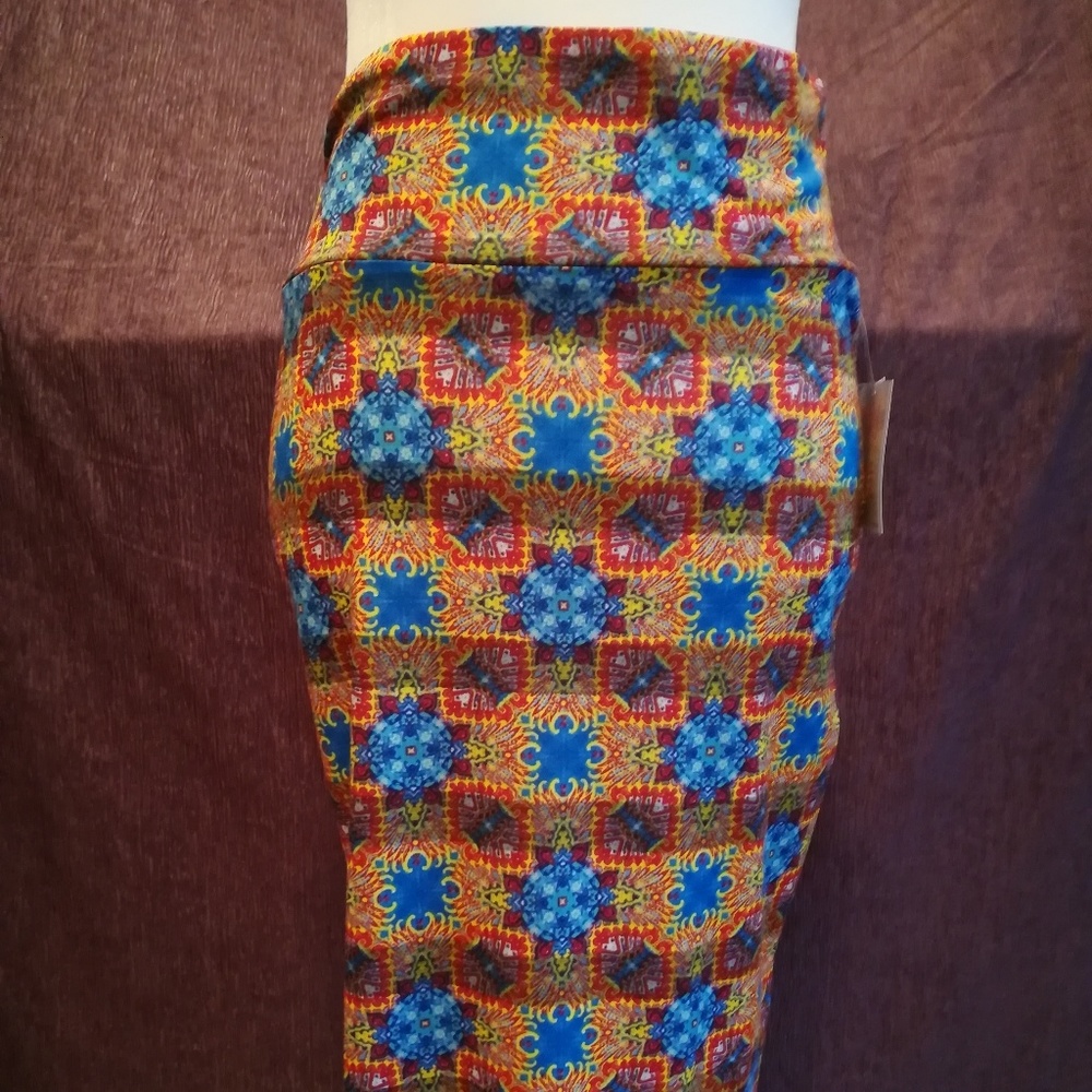 LuLaRoe Cassie Skirt - Slinky Material NWT